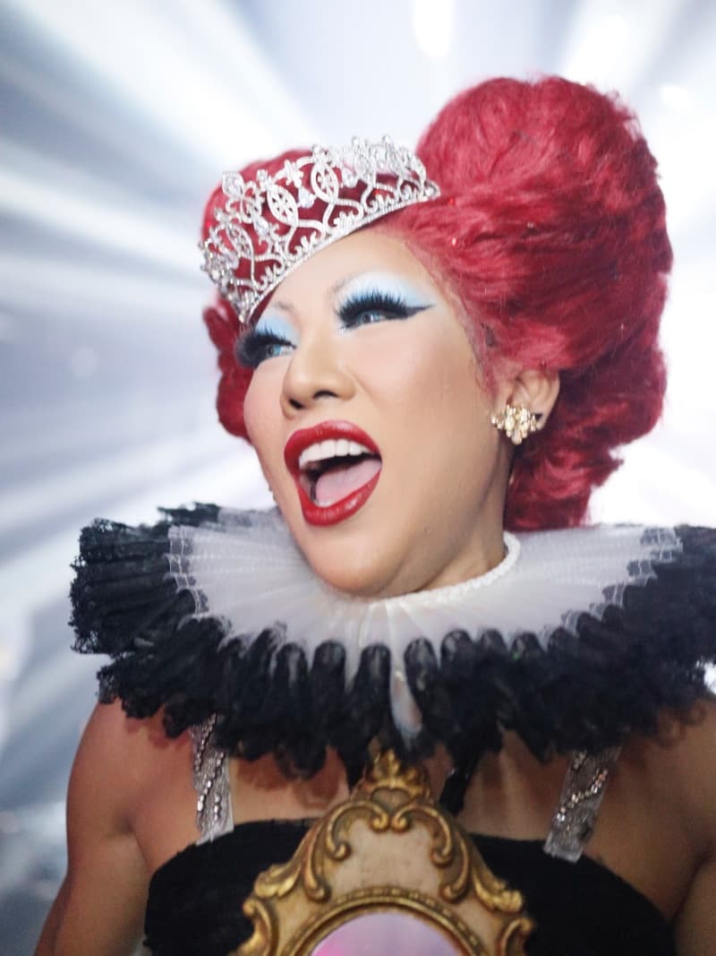 drag show annee mayvong 2