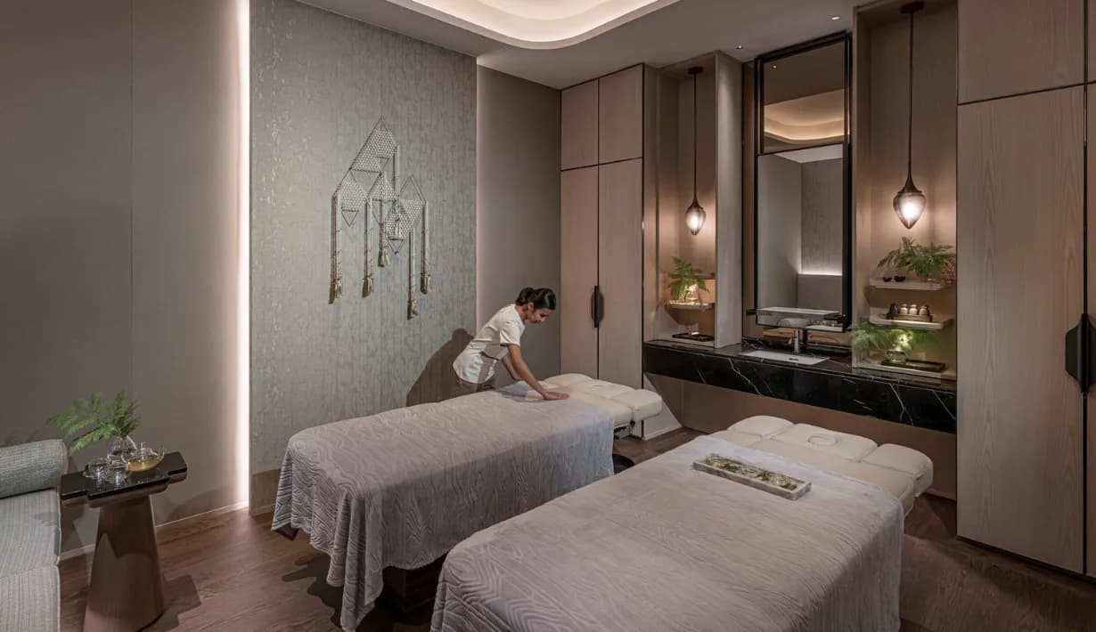 spa room twin bed four seasons bangkok